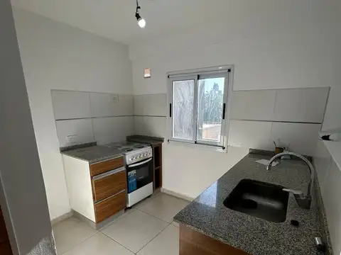 Departamento en Alquiler en Martín Coronado, $ 390.000