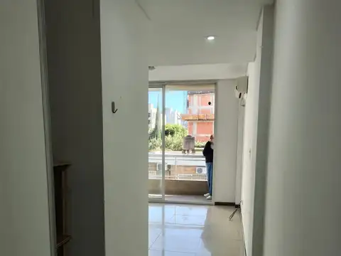 Florentino Ameghino 2800, Piso 2