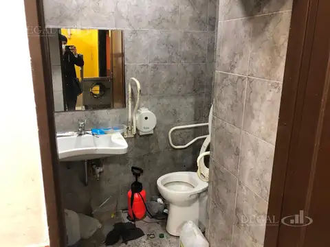 Local en Venta en San Nicolás, USD 350.000