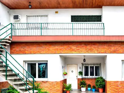 Depto Tipo Casa en Venta 66 años