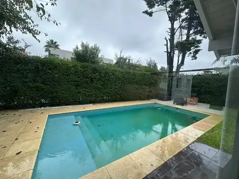 Casa en Venta en El Venado, USD 150.000