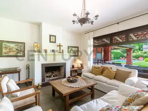 Casa en Venta en Garin-Centro, USD 379.000