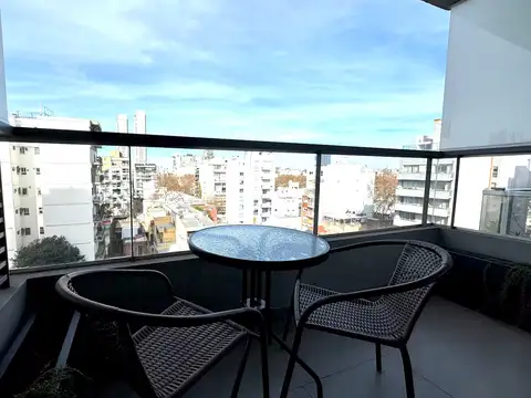 Monoambiente amoblado en Palermo Hollywood. Piso alto. Edificio con amenities.