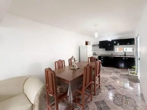 Casa en Venta en Capitan Bermudez, USD 60.000
