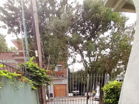 Casa 6 ambientes con 3 baños