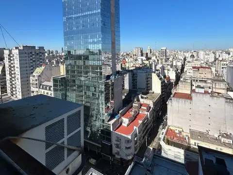 Oficina en Venta 49 años