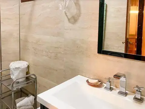 Casa 7 ambientes con 3 baños