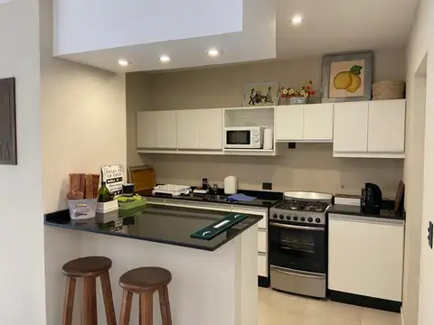 Casa 4 ambientes con 3 baños