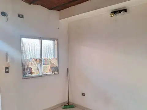 Monoambiente en Constitucion