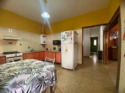 Depto Tipo Casa en Venta de 6 ambientes