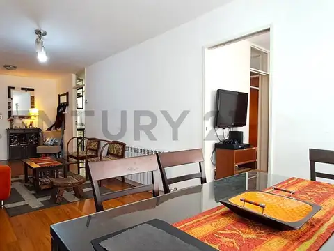 Caseros 100, Piso 2