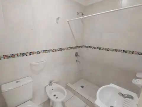 Depto Tipo Casa en Alquiler de Monoambiente