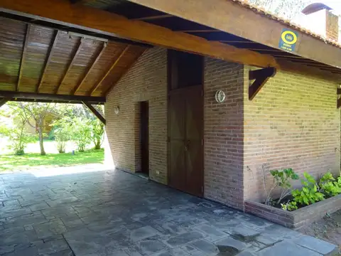 Casa en Alquiler Temporal en Pinamar, USD 111