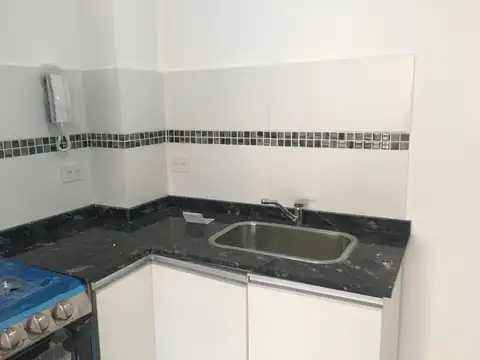 Depto Tipo Casa 3 ambientes con 2 baños