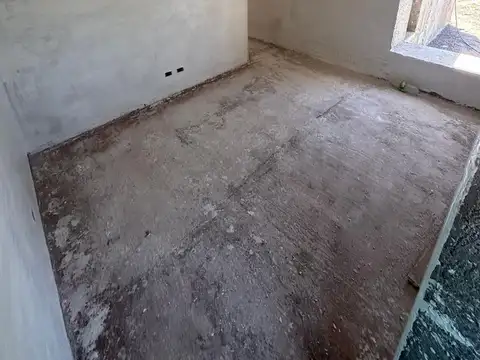 Casa a Estrenar en Barrio La Luisa