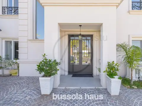 Casa en Venta en Puertos - Barrio Marinas, USD 1.200.000