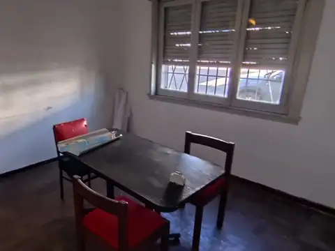 Casa en Venta en Liniers, USD 210.000