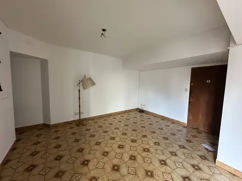 Bauness 2300, Piso 4