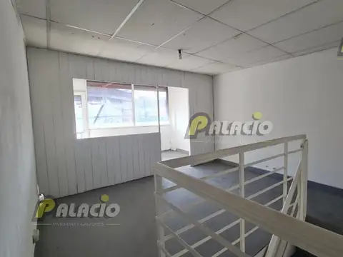 Local en Venta Via Pública