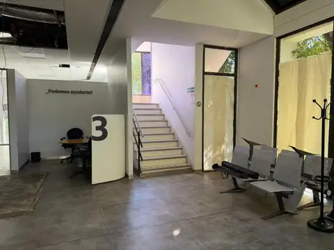 Local en Venta en San Isidro Vias / Rolon, USD 790.000