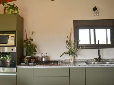 SE VENDE CASA 2 IMPECABLE DORMITORIO VILLA YACANTO