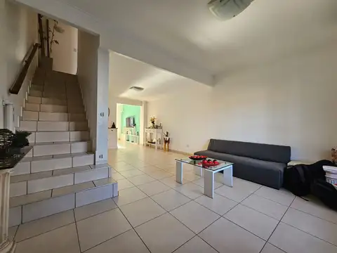 Casa en Venta en San Fernando Vías  /  Centro, USD 260.000
