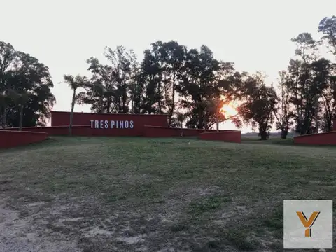 Terreno en Venta en Los Tres Pinos, USD 21.000
