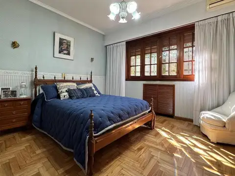 Casa en Venta en Rafael Calzada, USD 410.000