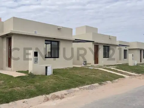 DUPLEX 2 DORMITORIOS EN DOCTA - OPCION DE FINANCIAMIENTO