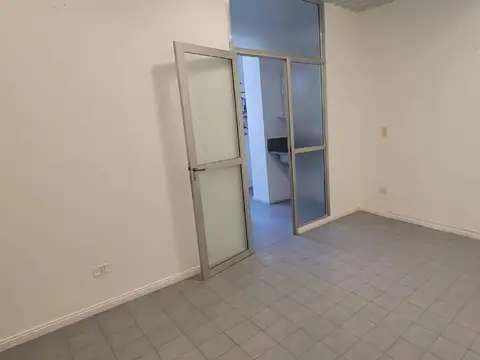 AV. CORRIENTES 2400, Piso 1