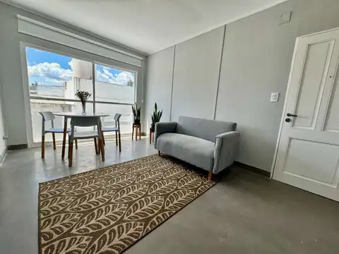 Depto Tipo Casa en Venta de 3 ambientes