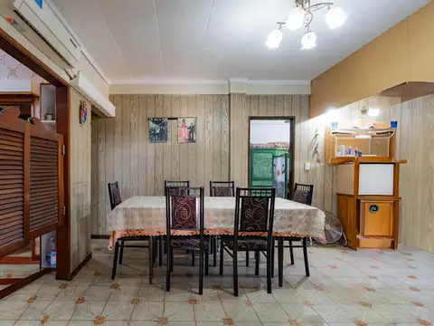 Depto Tipo Casa 4 ambientes con 1 baño