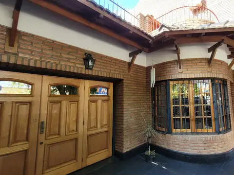 Casa en Venta en Haedo, USD 260.000