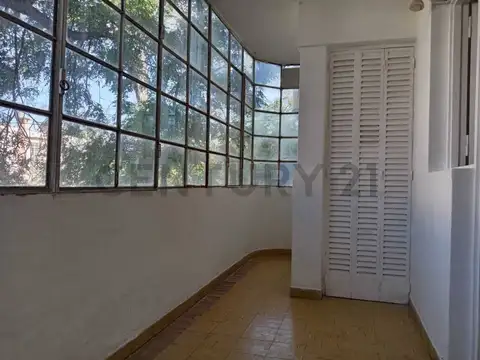 Alamos Plateados 2700, Piso 0