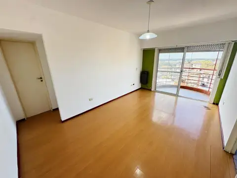 Departamento en Alquiler en San Fernando Vías  /  Centro, $ 680.000