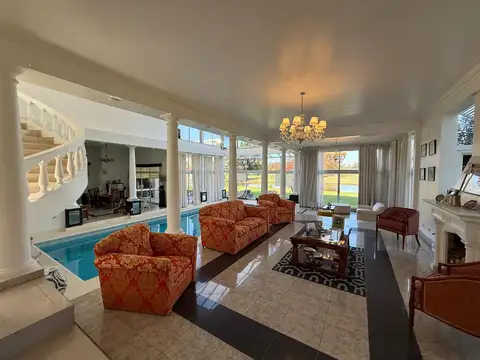 Casa en Venta de 5 dormitorios