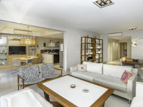 PISO de 4 AMBIENTES + DEPENDENCIA  – 2 COCHERAS – PISCINA – SUM