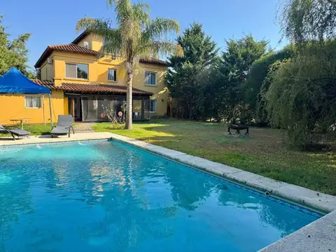 Venta Casa Apta Crédito Santa Catalina 4 Dorm.