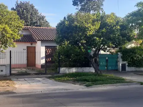 Casa en Venta en Don Torcuato, USD 110.000