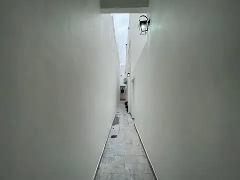 Depto Tipo Casa en Venta en Barrio Naón, USD 144.000