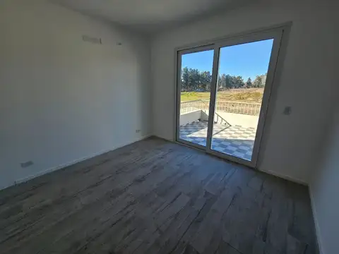 CASA DUPLEX 4 DOR PARRILLA CUOTAS CHIC VILLAGE