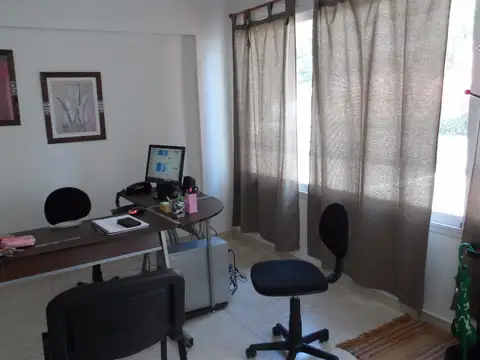 Excelente Departamento en  Venta - inmejorable zona Castelar Norte