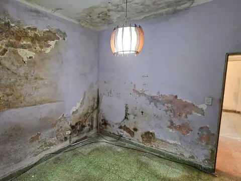 CASA 3 AMBIENTES A REFACCIONAR - ITUZAINGO