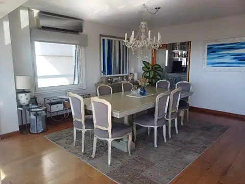 Departamento en Venta con 2 cocheras