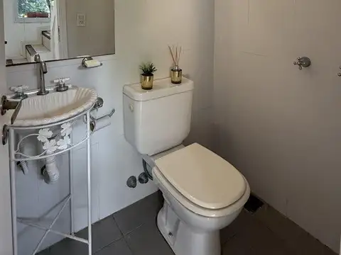 Depto Tipo Casa en Venta de 4 ambientes