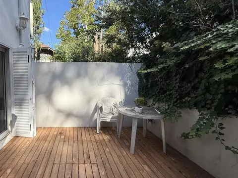 Depto Tipo Casa 4 ambientes con 2 baños
