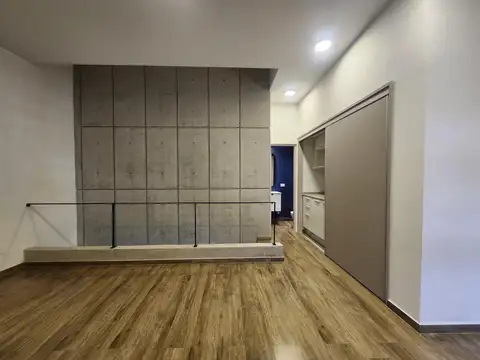 Oficina en Alquiler al Este