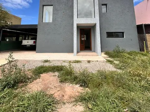 casa en venta villa catalina E53 Rio Ceballos 3 dormitorios