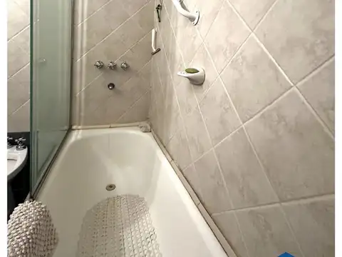 Departamento 5 ambientes con 2 baños