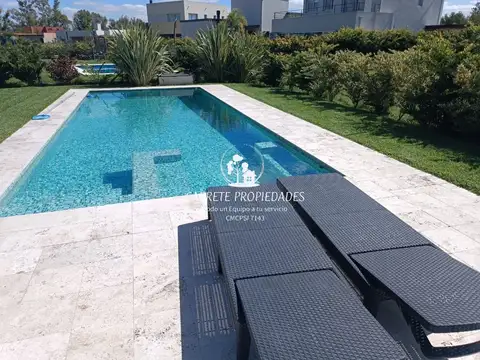 Casa en Venta de 4 dormitorios